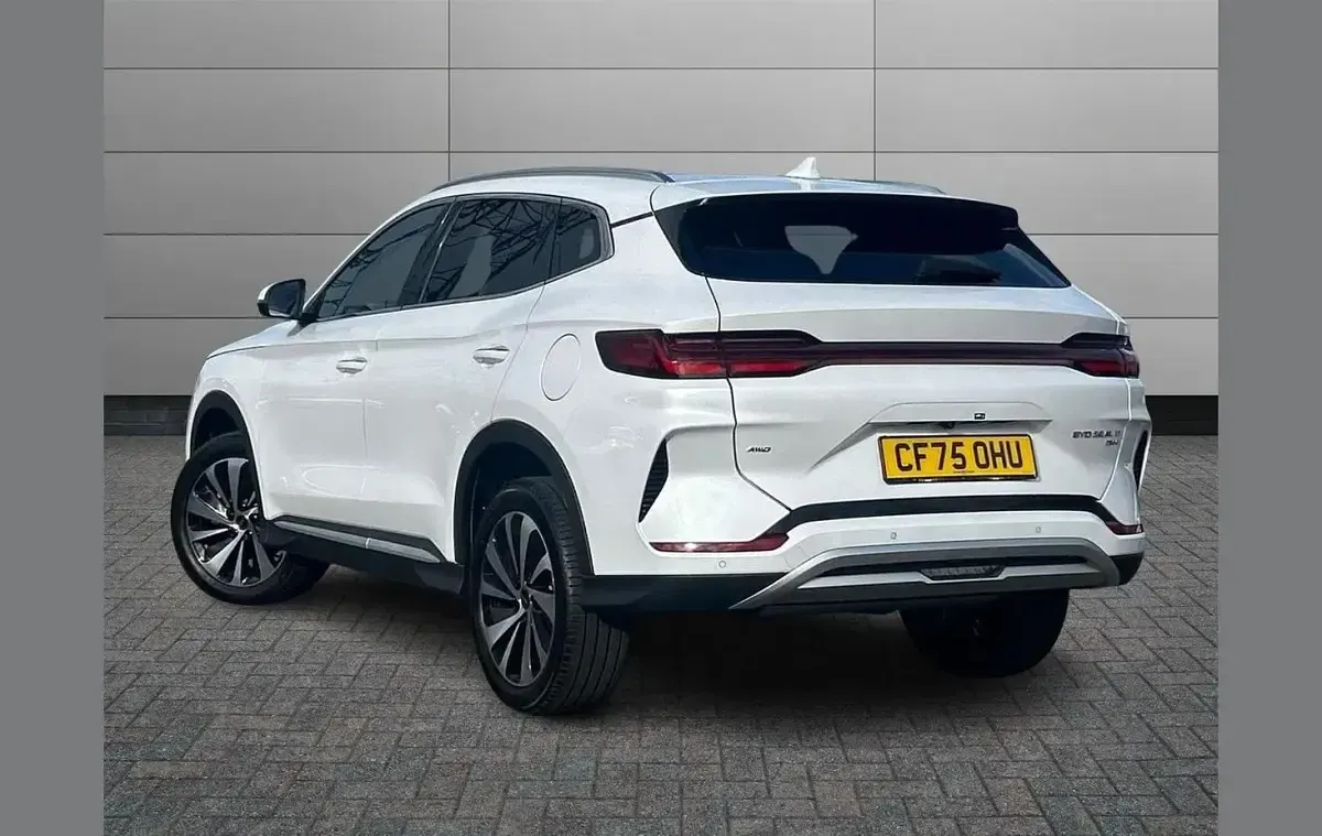 New BYD Seal U Design 324 HP (238 kW) 2025 White SUV