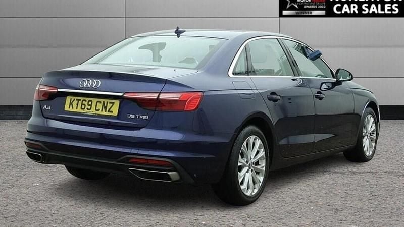 Used Audi A4 Comfort 150 HP (110 kW) 2020 Blue Sedan