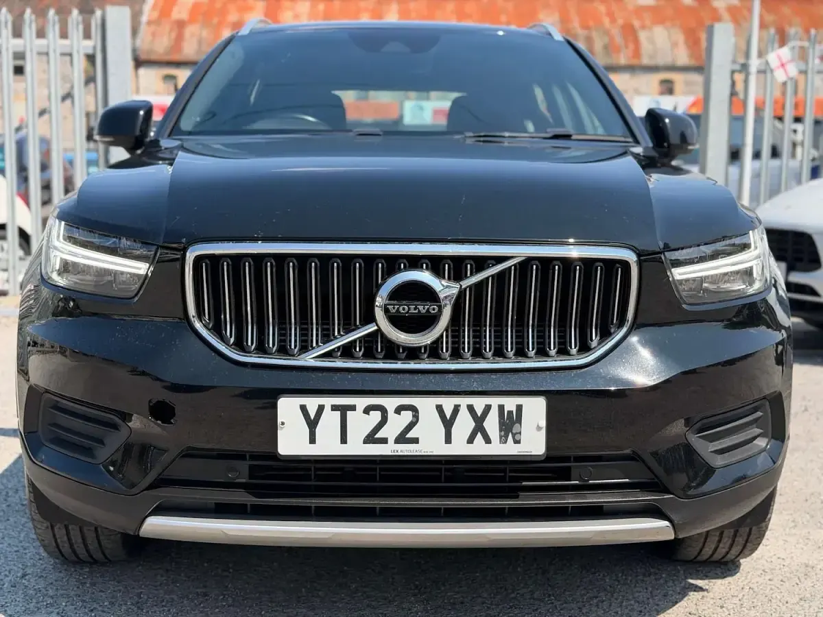 Used Volvo XC40 Inscription 2022 Black SUV