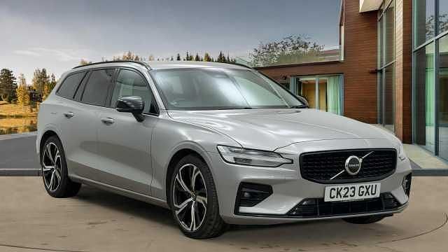 Silver Used 2023 Volvo V60 Plus Estate | £25,000 (Good price) - Image 1/4