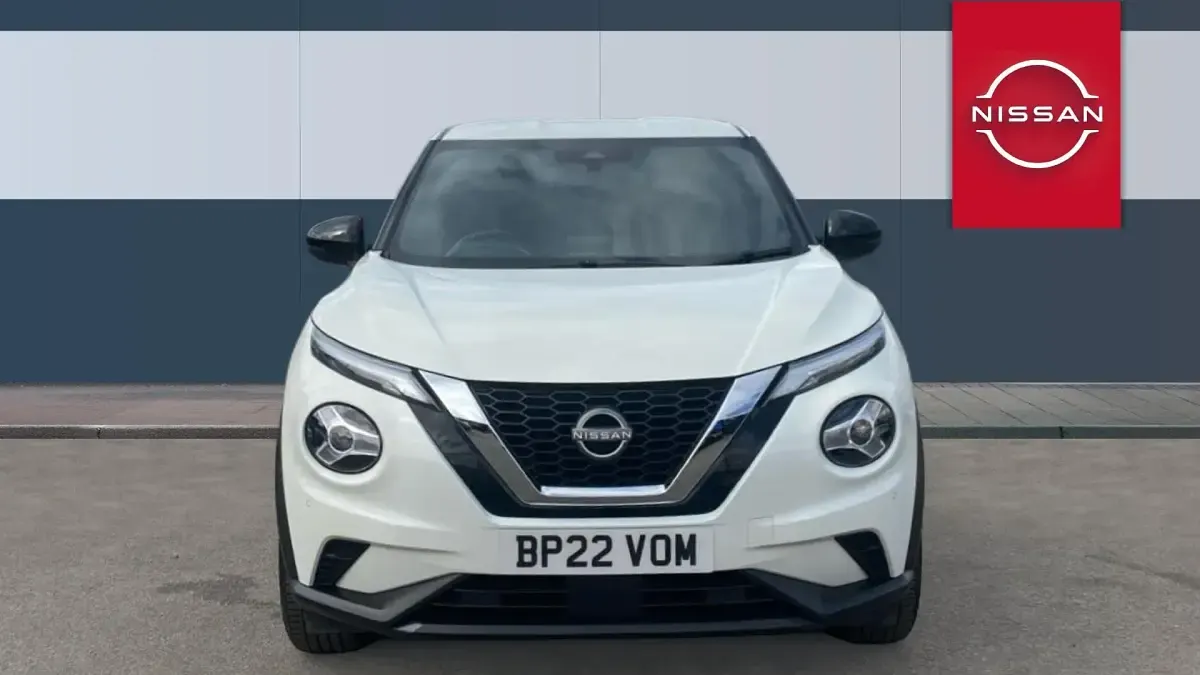Used Nissan Juke N-Connecta 114 HP (83 kW) 2022 White SUV