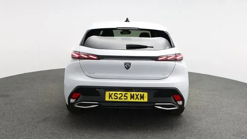 Used Peugeot 308 GTi 134 HP (98 kW) 2025 White Hatchback
