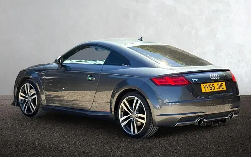 Usado Audi TT S-Line 230 HP (169 kW) 2018 Coupé