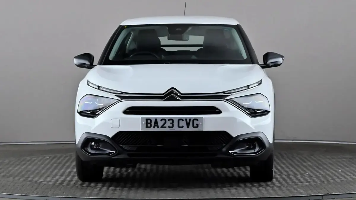 Używany Citroën C4 PureTech 101 KM (74 kW) 2023 Biały SUV