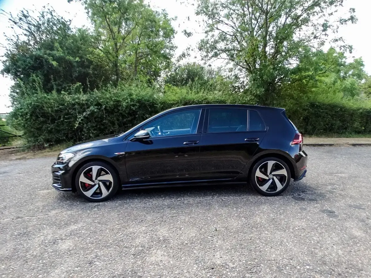 Used VW Golf VII GTI 245 HP (180 kW) 2019 Black Hatchback