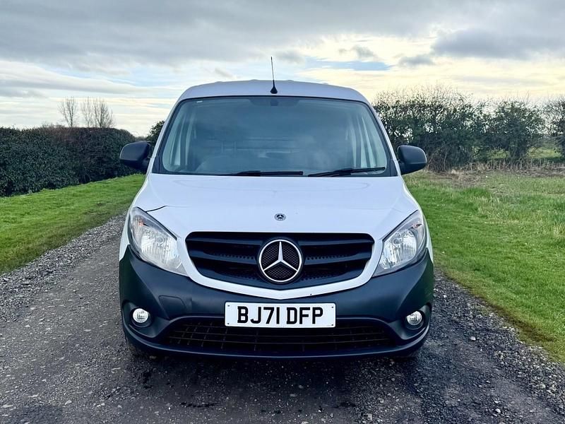 Used Mercedes Citan 109 94 HP (69 kW) 2021 White