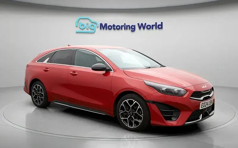 Used Kia ProCeed GT-Line 159 HP (116 kW) 2023 Red Estate