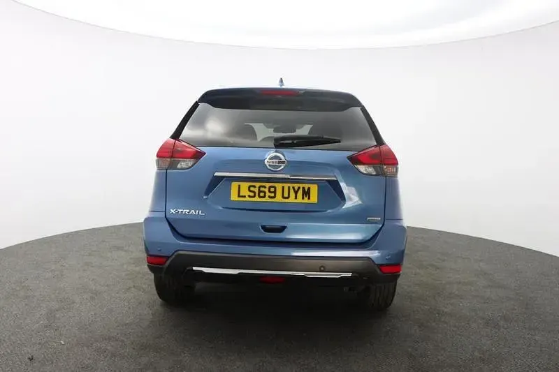 Used Nissan X-Trail N-Connecta 150 HP (110 kW) 2019 Blue SUV