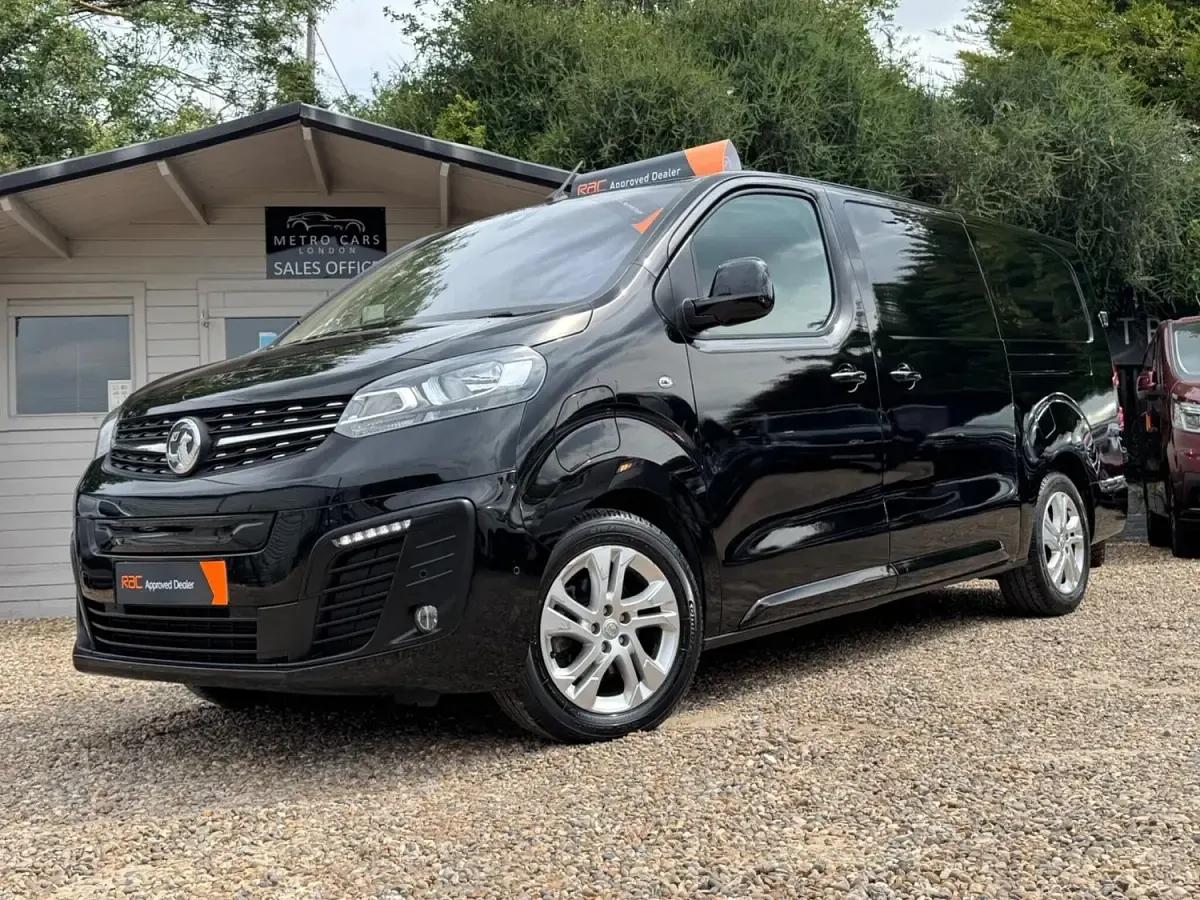 Used Vauxhall Vivaro Elite 100 kW (136 HP) 2022 Black MPV