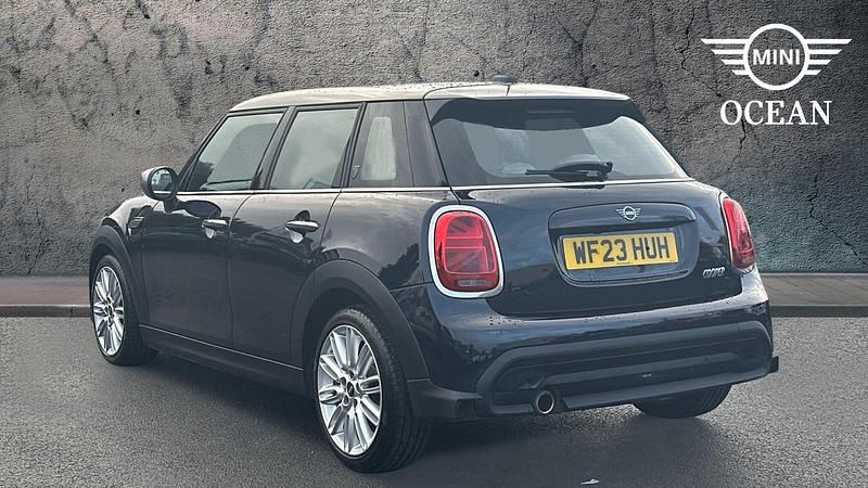 Used Mini Cooper Exclusive 134 HP (98 kW) 2023 Black Hatchback