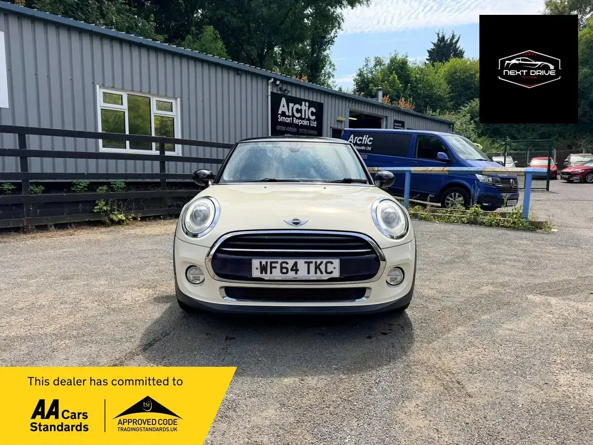 Used Mini Cooper Hatch 136 HP (100 kW) 2014 White Hatchback