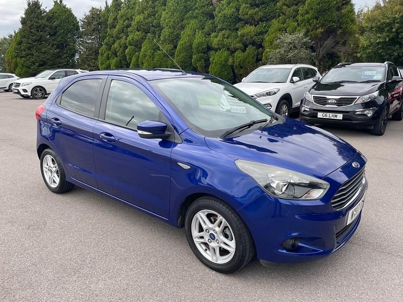 Blue Used 2017 Ford Ka Plus Zetec Hatchback | £6,495 (Fair price) - Image 1/4