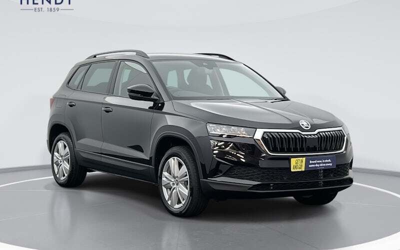 New 2026 Skoda Karoq SE SUV | £28,499 (Good price) - Image 1/4