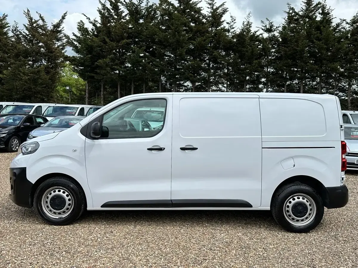 Used Peugeot Expert Premium 2023 White Van