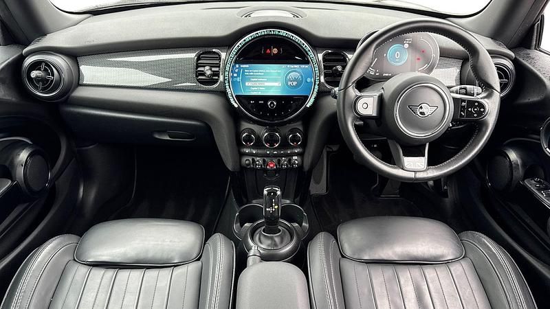 Used Mini Cooper Exclusive 134 HP (98 kW) 2023 Black Hatchback