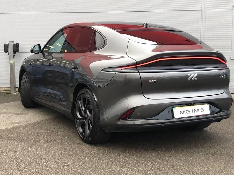 Used MG IM6 553 kW (752 HP) 2025 Silver SUV