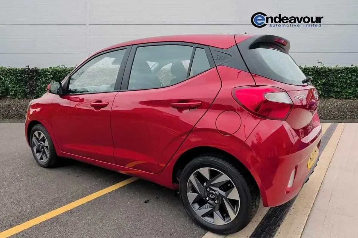 New Hyundai i10 Advanced 2026 Red Hatchback