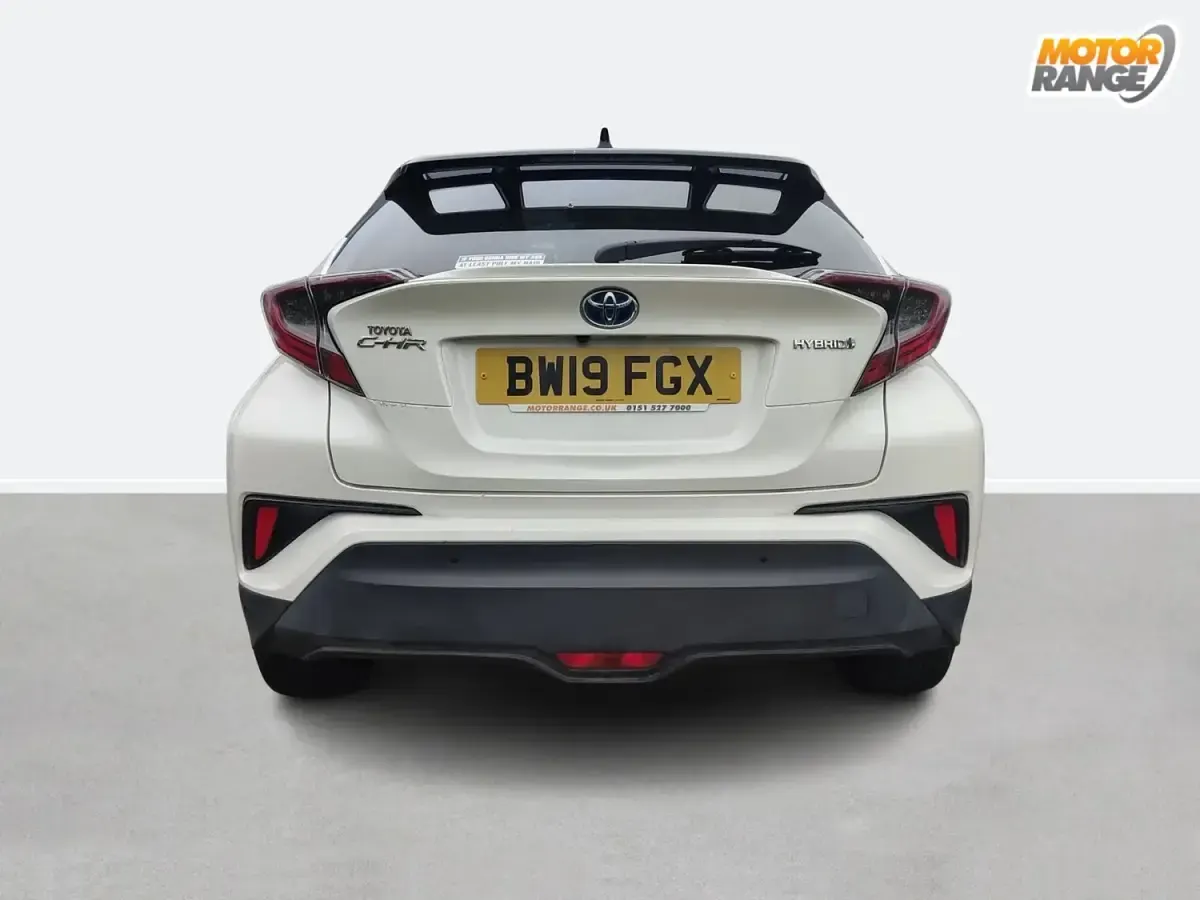 Second-hand Toyota C-HR 2019 Alb SUV