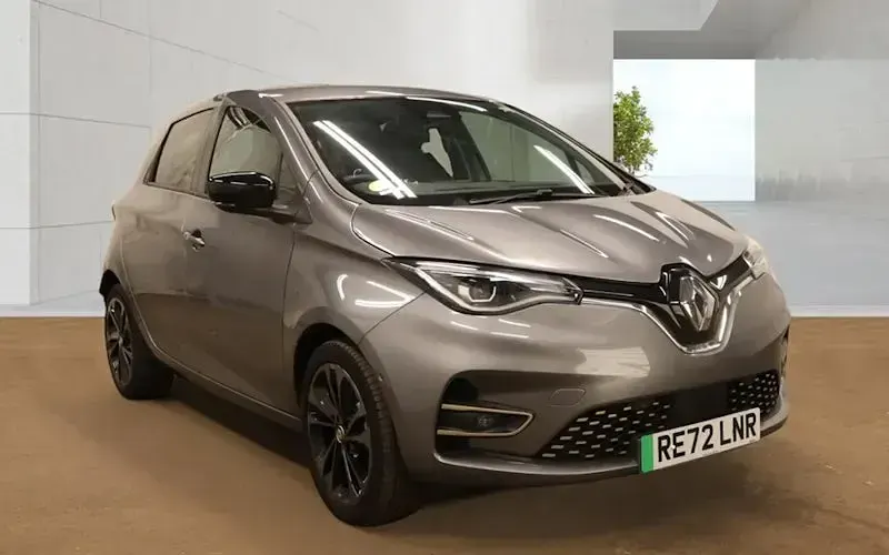 Used Renault Zoe Iconic 100 kW (136 HP) 2023 Hatchback