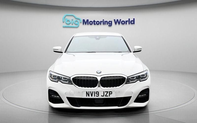 Used BMW 320 M Sport 190 HP (139 kW) 2019 White Sedan