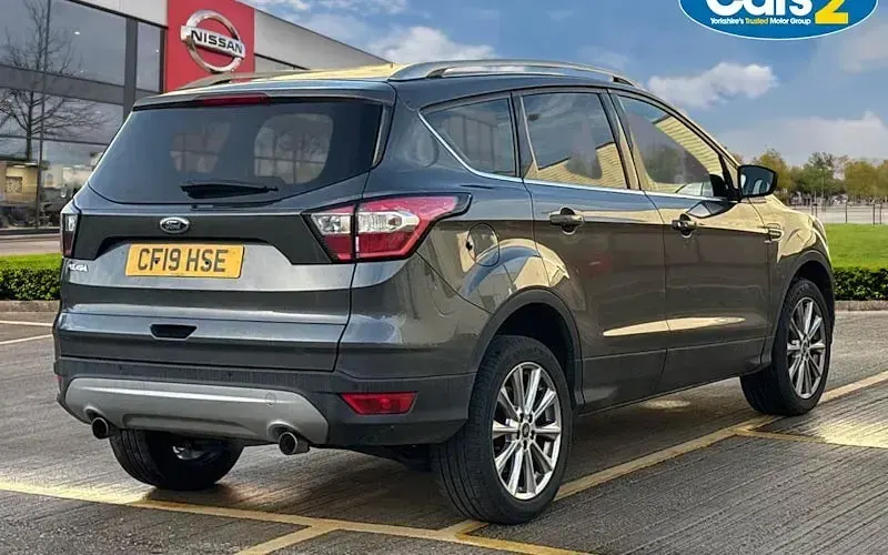 Used Ford Kuga Titanium 120 HP (88 kW) 2019 Grey SUV