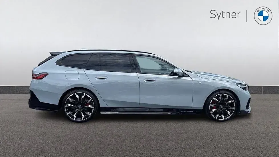 Used BMW 530e M Sport 295 HP (216 kW) 2025 Grey Estate