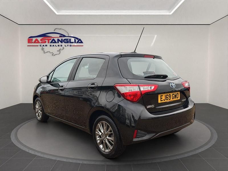 Used Toyota Yaris Hybrid 2019 Black Hatchback