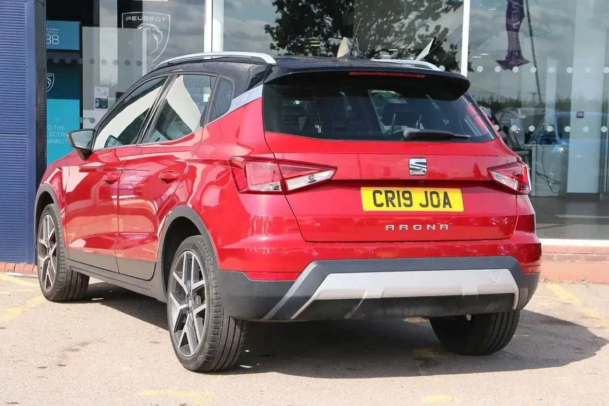 Used Seat Arona XCELLENCE Lux 115 HP (84 kW) 2019 Red SUV