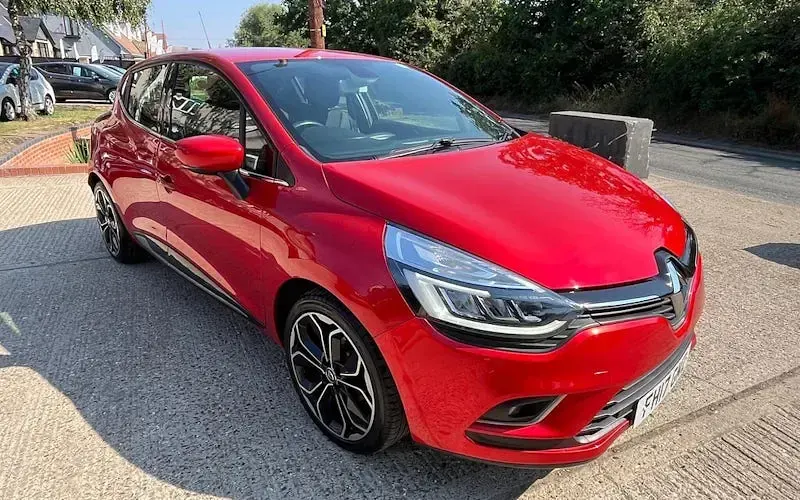 Used Renault Clio Dynamique 90 HP (66 kW) 2017 Hatchback