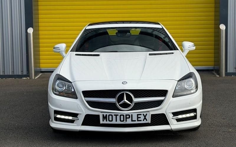 Used Mercedes SLK250 AMG 204 HP (150 kW) 2013 White Cabriolet