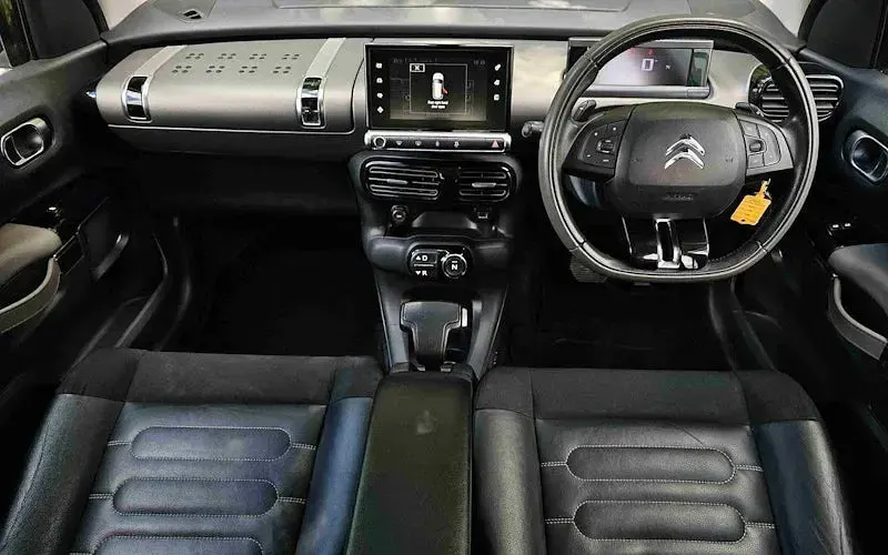 Used Citroën C4 Flair 82 HP (60 kW) 2016 Silver SUV