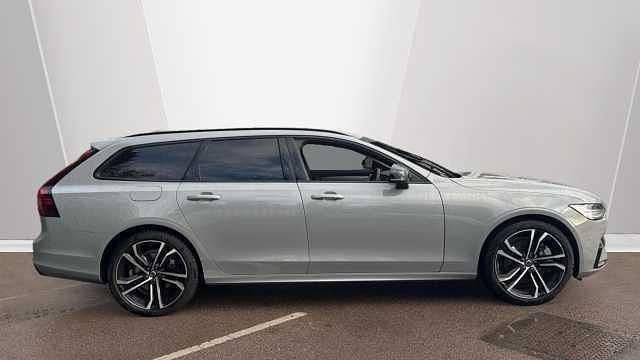 Used Volvo V90 Ultra 449 HP (330 kW) 2025 Estate