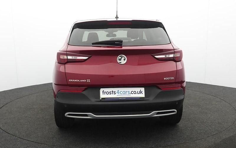 Used Vauxhall Grandland X 131 HP (96 kW) 2020 Red SUV