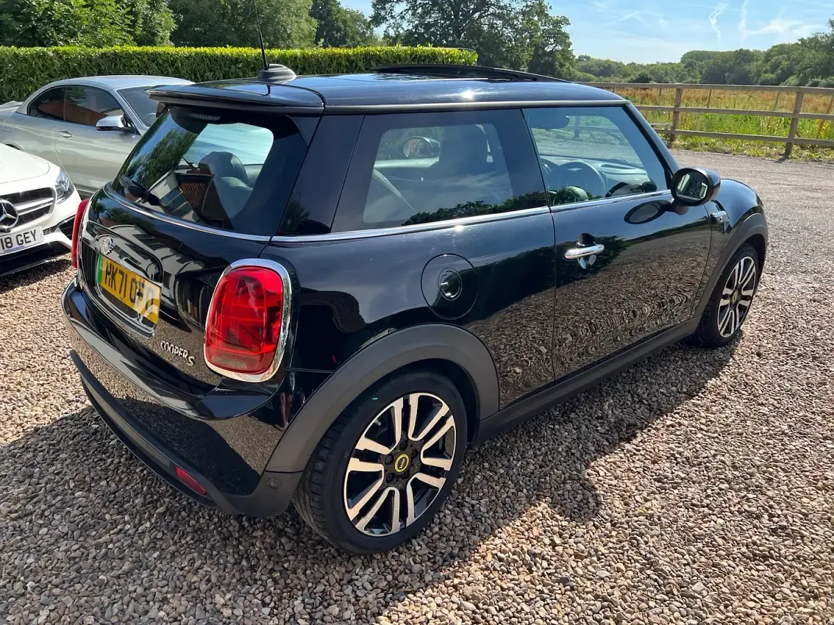 Used Mini Cooper SE Hatch 2021 Black Hatchback