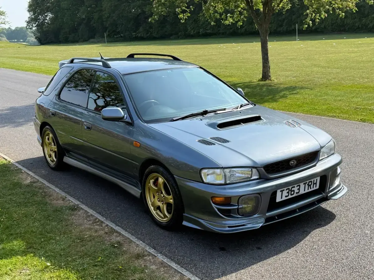 Używany Subaru Impreza 2015 Szary Kombi