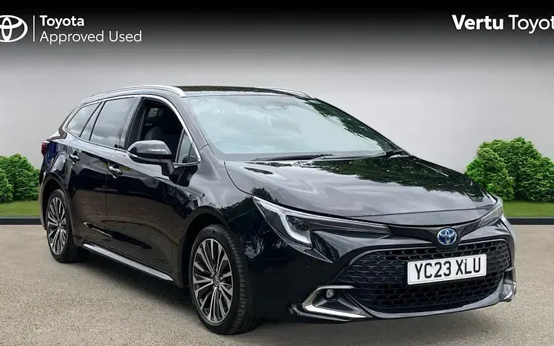 Used Toyota Corolla Design 140 HP (102 kW) 2026 Estate
