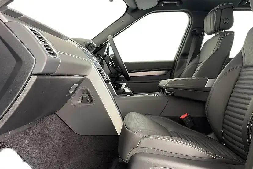 Used Land Rover Discovery 345 HP (253 kW) 2026 Grey SUV