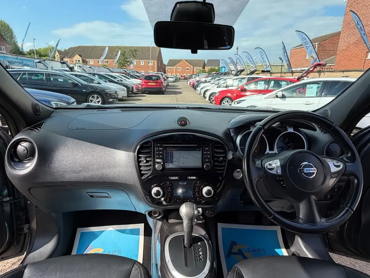 Used Nissan Juke Tekna 117 HP (86 kW) 2019 Grey SUV