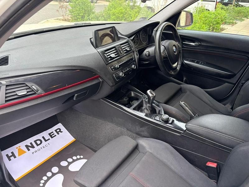 Used BMW 116 Sport Line 2014 White Hatchback