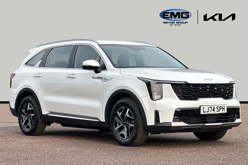 White Used 2025 Kia Sorento SUV | £37,995 (Super price) - Image 1/3