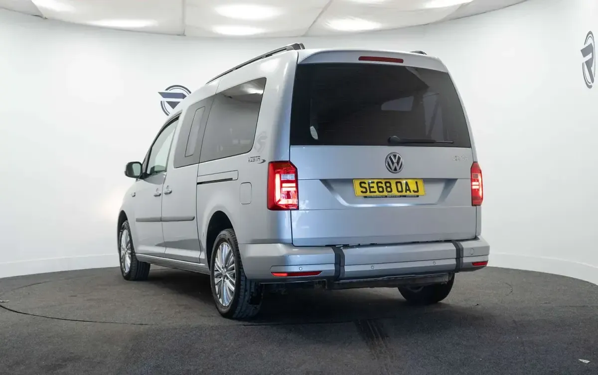 Used VW Caddy Maxi S 102 HP (75 kW) 2019 Silver MPV