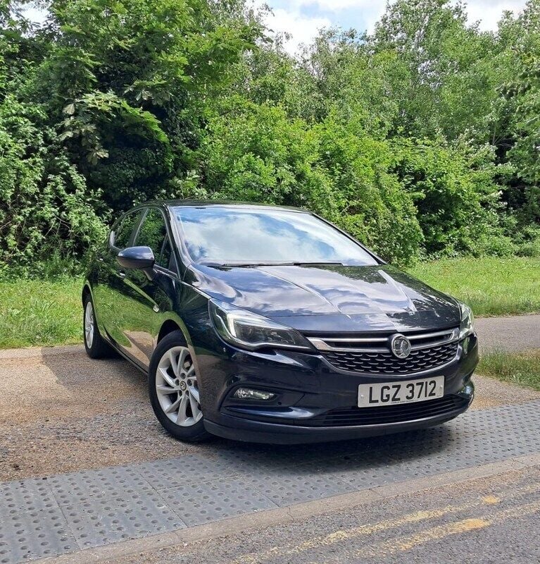 Blue Used 2019 Vauxhall Astra Hatchback | £3,299 (Super price) - Image 1/4