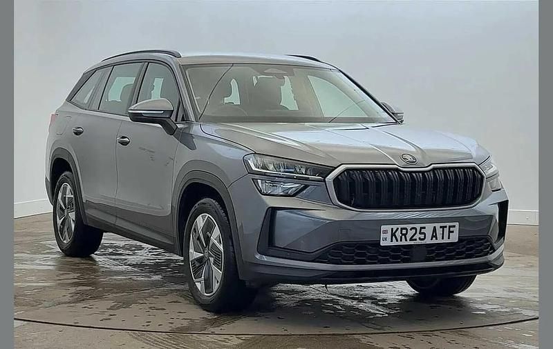 Graphite grey metallic Used 2025 Skoda Kodiaq SE SUV | £30,599 (Good price) - Image 1/4