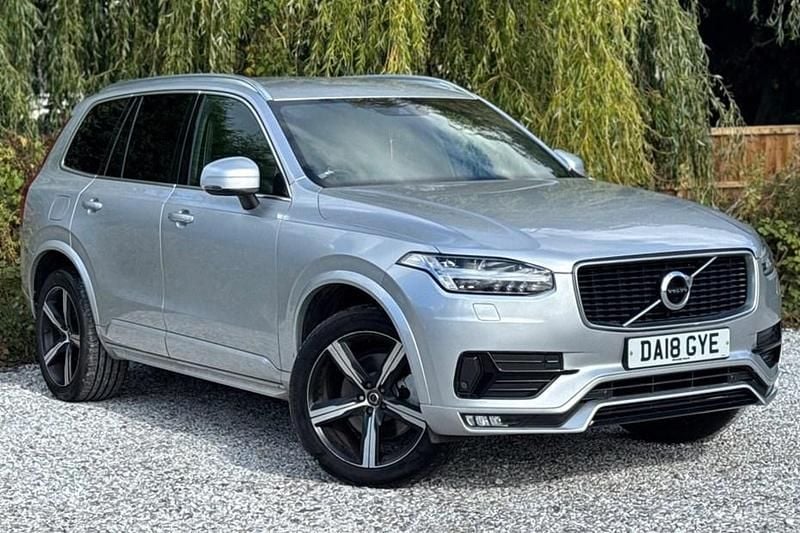 Usado Volvo XC90 R-Design 235 HP (172 kW) 2018 Prateado SUV