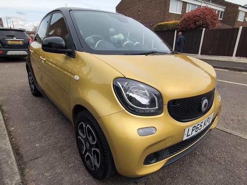 Yellow Used 2015 Smart ForFour Premium Hatchback | £4,950 (Fair price) - Image 1/4