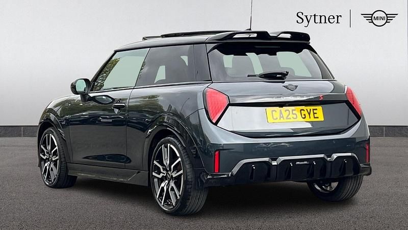 Usado Mini Cooper S Hatch 201 HP (147 kW) 2025 Cinzento Citadino