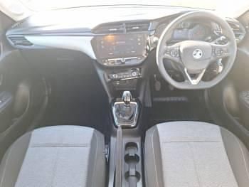 Used Vauxhall Corsa Design Edition 100 HP (73 kW) 2025 White Hatchback