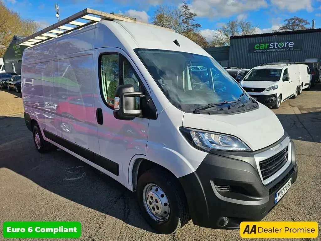Gebraucht Peugeot Boxer 2022 Weiß Van