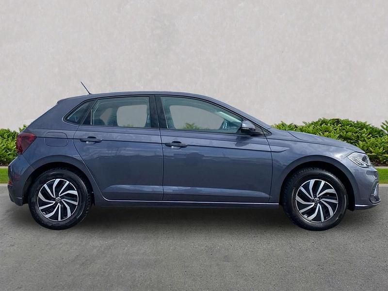 Used VW Polo Life 80 HP (58 kW) 2023 Grey Hatchback