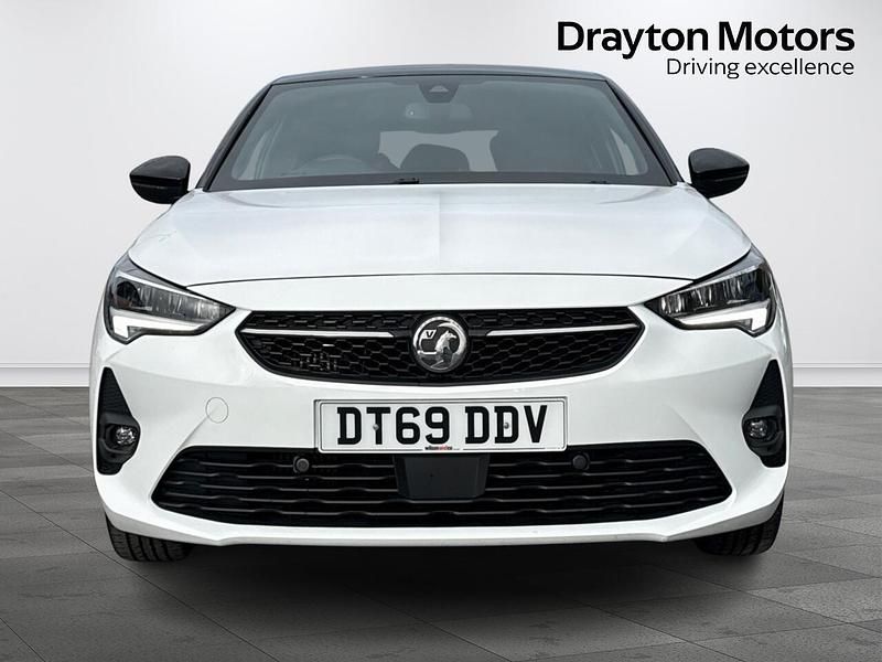 Used Vauxhall Corsa SRi 100 HP (73 kW) 2020 White Hatchback